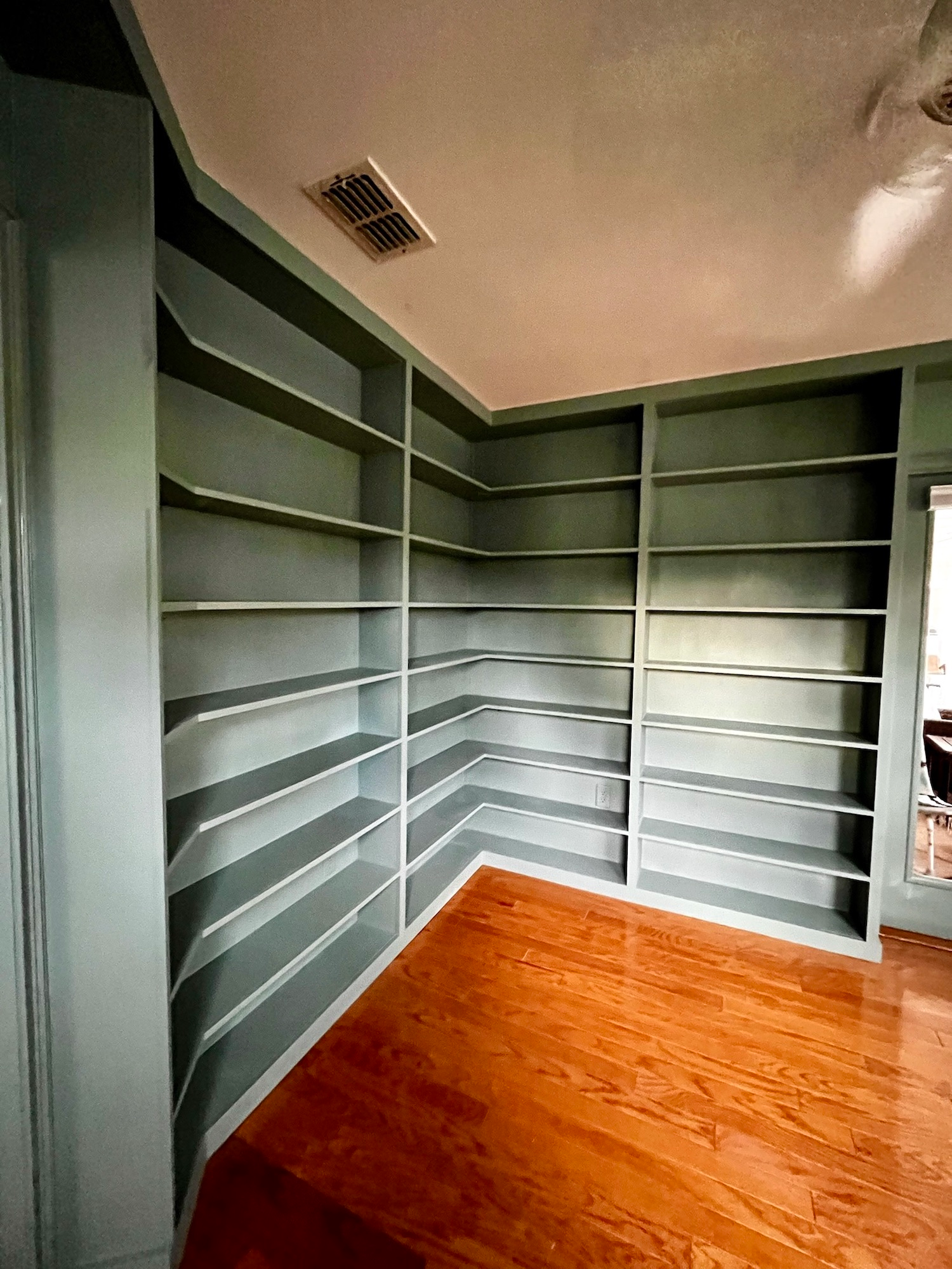 Sage Shelving Elementum Builds